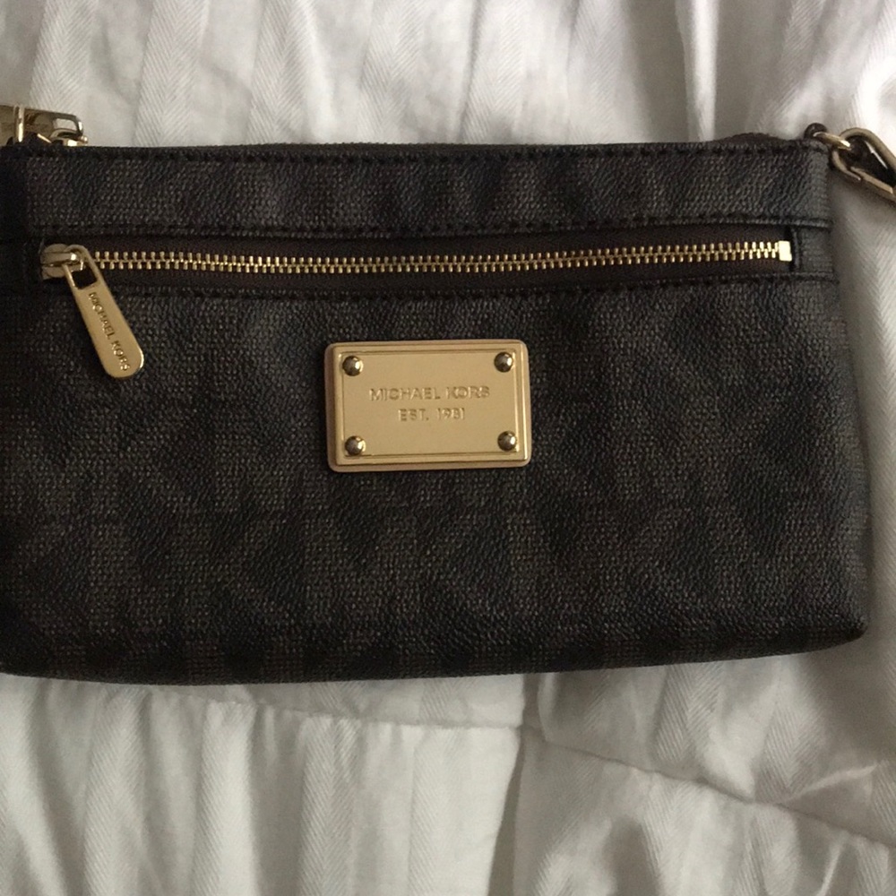 MK wristlet